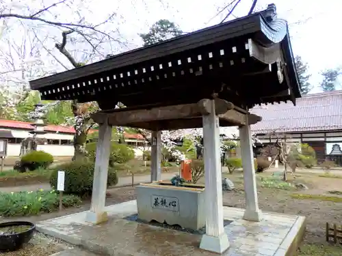 実相寺の手水舎