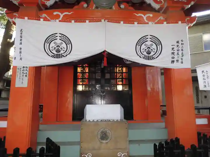 武芳稲荷神社の本殿・本堂