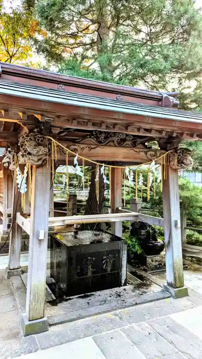 松戸神社の手水舎
