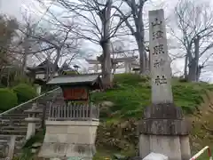 山津照神社の建物その他