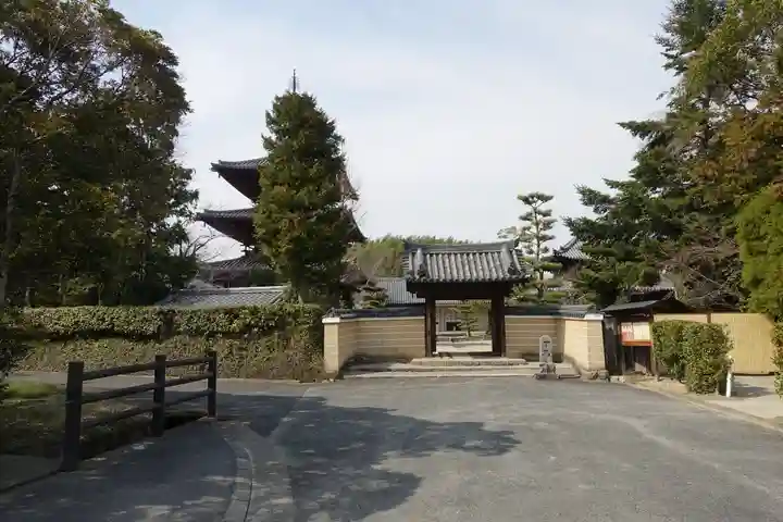 法輪寺の山門・神門