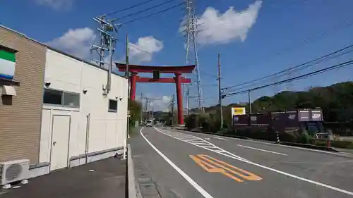 桜ヶ池池宮神社の鳥居