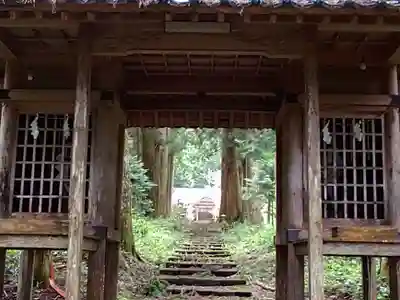 大佐神社の山門・神門