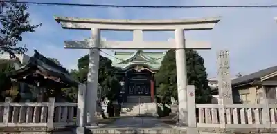諏訪神社の鳥居