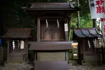 穂高神社本宮の末社・摂社