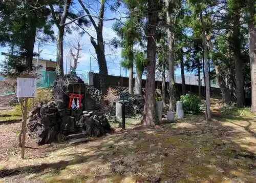 小室浅間神社の末社