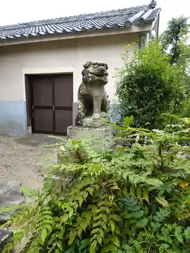 多治速比売神社の狛犬