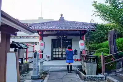 桜誓願寺の{uncategorized: "未分類", other: "その他", undefined: "問題あり", building: "その他建物", grave: "お墓", sacred_gate: "鳥居", guardian: "狛犬", statue: "像", buddha: "仏像", history: "歴史", nature: "自然", garden: "庭園", animal: "動物", pagoda: "塔", temizu: "手水舎", mountain_gate: "山門・神門", sanctuary: "本殿・本堂", subordinate: "末社・摂社", art: "芸術", scenery: "景色", jizo: "地蔵", ema: "絵馬", goshuin: "御朱印", omikuji: "おみくじ", items: "授与品その他", amulet: "お守り", goshuincho: "御朱印帳", eats: "食事", festival: "お祭り", votive_dance: "神楽", shichigosan: "七五三参", wedding: "結婚式", experience: "体験その他", initially: "初詣", around: "周辺", anti_infection: "感染症対策"}