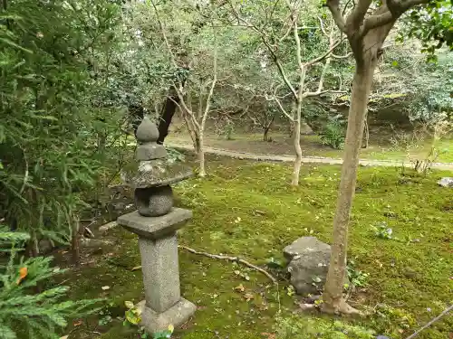 霊鑑寺門跡(京都府)