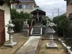 別雷神社稲荷神社の本殿