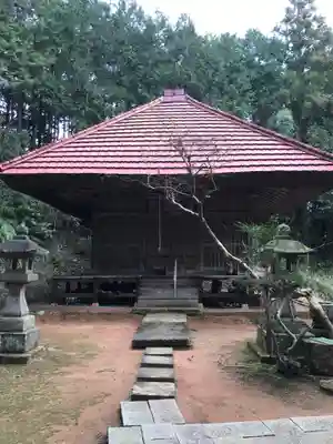 薬師堂の本殿・本堂