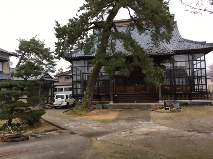 妙典寺の本殿・本堂