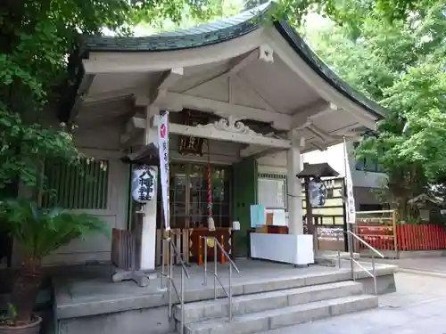 銀杏岡八幡神社の本殿