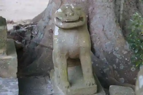 三渡神社の狛犬