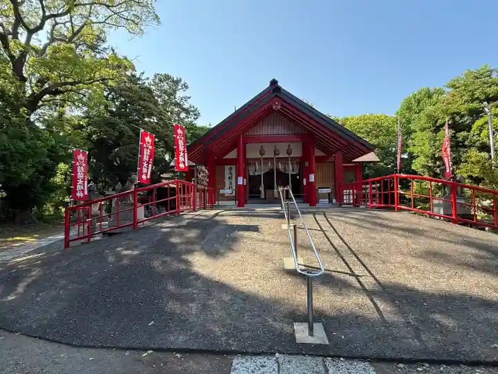 美濃輪稲荷神社の{uncategorized: "未分類", other: "その他", undefined: "問題あり", building: "その他建物", grave: "お墓", sacred_gate: "鳥居", guardian: "狛犬", statue: "像", buddha: "仏像", history: "歴史", nature: "自然", garden: "庭園", animal: "動物", pagoda: "塔", temizu: "手水舎", mountain_gate: "山門・神門", sanctuary: "本殿・本堂", subordinate: "末社・摂社", art: "芸術", scenery: "景色", jizo: "地蔵", ema: "絵馬", goshuin: "御朱印", omikuji: "おみくじ", items: "授与品その他", amulet: "お守り", goshuincho: "御朱印帳", eats: "食事", festival: "お祭り", votive_dance: "神楽", shichigosan: "七五三参", wedding: "結婚式", experience: "体験その他", initially: "初詣", around: "周辺", anti_infection: "感染症対策"}