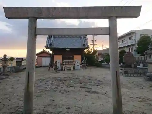 神明社（四郎兵衛）の鳥居