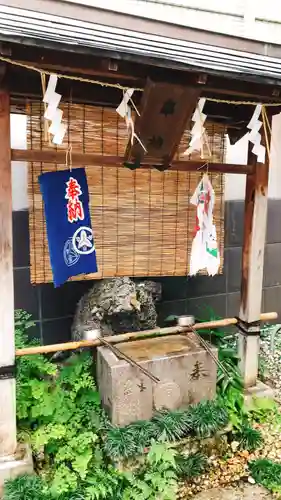 末廣神社の手水舎