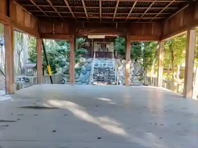 神明社荒神社(萩原町串作)の本殿・本堂