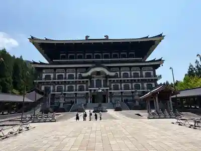 清大寺(越前大仏)の{uncategorized: "未分類", other: "その他", undefined: "問題あり", building: "その他建物", grave: "お墓", sacred_gate: "鳥居", guardian: "狛犬", statue: "像", buddha: "仏像", history: "歴史", nature: "自然", garden: "庭園", animal: "動物", pagoda: "塔", temizu: "手水舎", mountain_gate: "山門・神門", sanctuary: "本殿・本堂", subordinate: "末社・摂社", art: "芸術", scenery: "景色", jizo: "地蔵", ema: "絵馬", goshuin: "御朱印", omikuji: "おみくじ", items: "授与品その他", amulet: "お守り", goshuincho: "御朱印帳", eats: "食事", festival: "お祭り", votive_dance: "神楽", shichigosan: "七五三参", wedding: "結婚式", experience: "体験その他", initially: "初詣", around: "周辺", anti_infection: "感染症対策"}