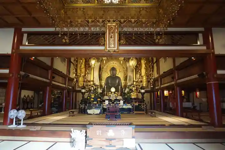 誓願寺の本殿・本堂