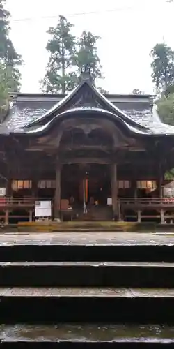 青海神社の本殿・本堂