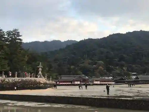 厳島神社の建物その他