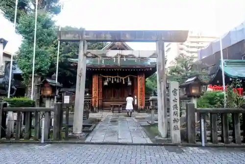 富士浅間神社の鳥居