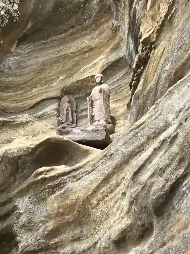 大福寺の{uncategorized: "未分類", other: "その他", undefined: "問題あり", building: "その他建物", grave: "お墓", sacred_gate: "鳥居", guardian: "狛犬", statue: "像", buddha: "仏像", history: "歴史", nature: "自然", garden: "庭園", animal: "動物", pagoda: "塔", temizu: "手水舎", mountain_gate: "山門・神門", sanctuary: "本殿・本堂", subordinate: "末社・摂社", art: "芸術", scenery: "景色", jizo: "地蔵", ema: "絵馬", goshuin: "御朱印", omikuji: "おみくじ", items: "授与品その他", amulet: "お守り", goshuincho: "御朱印帳", eats: "食事", festival: "お祭り", votive_dance: "神楽", shichigosan: "七五三参", wedding: "結婚式", experience: "体験その他", initially: "初詣", around: "周辺", anti_infection: "感染症対策"}