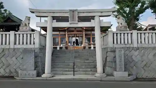 甲斐奈神社の鳥居