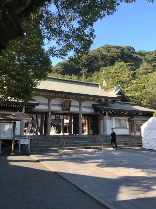 南洲神社の山門・神門
