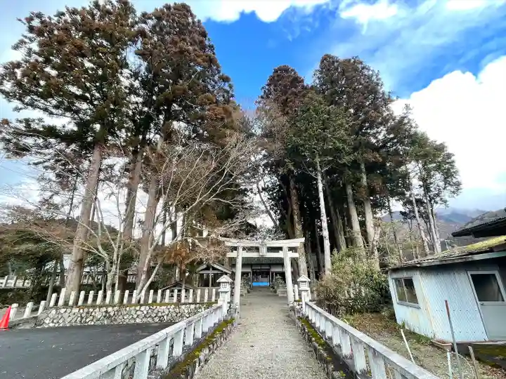 三上六所神社(滋賀県)