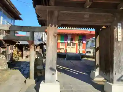 琴平神社の山門・神門