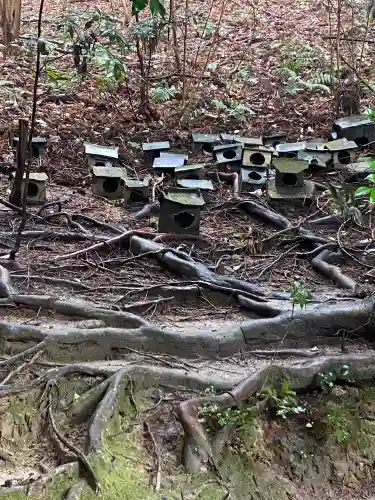 安仁神社の{uncategorized: "未分類", other: "その他", undefined: "問題あり", building: "その他建物", grave: "お墓", sacred_gate: "鳥居", guardian: "狛犬", statue: "像", buddha: "仏像", history: "歴史", nature: "自然", garden: "庭園", animal: "動物", pagoda: "塔", temizu: "手水舎", mountain_gate: "山門・神門", sanctuary: "本殿・本堂", subordinate: "末社・摂社", art: "芸術", scenery: "景色", jizo: "地蔵", ema: "絵馬", goshuin: "御朱印", omikuji: "おみくじ", items: "授与品その他", amulet: "お守り", goshuincho: "御朱印帳", eats: "食事", festival: "お祭り", votive_dance: "神楽", shichigosan: "七五三参", wedding: "結婚式", experience: "体験その他", initially: "初詣", around: "周辺", anti_infection: "感染症対策"}