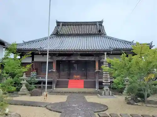 誓願寺の本殿・本堂