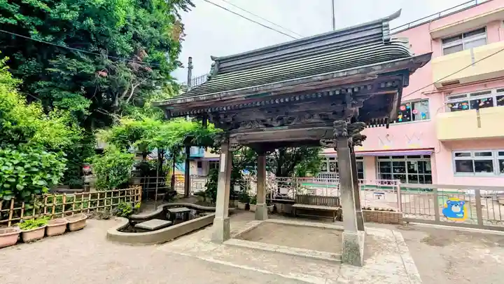 王子稲荷神社の手水舎