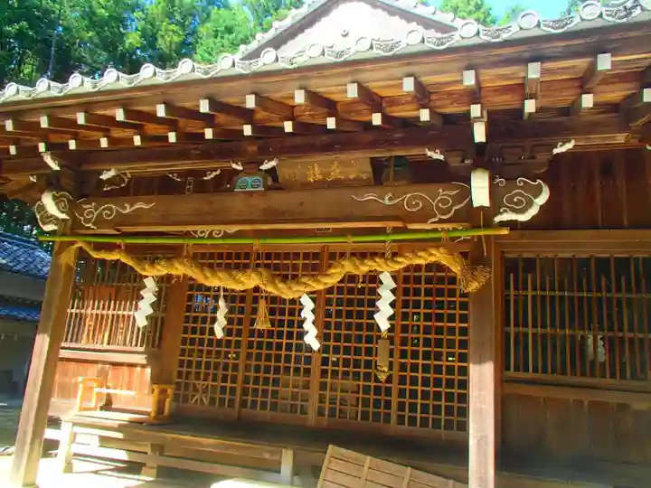 佐々良木武並神社の本殿・本堂