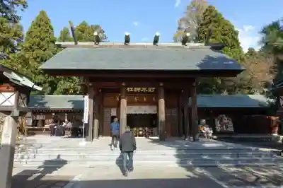 射水神社の本殿・本堂