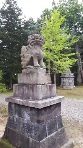 上川神社の狛犬