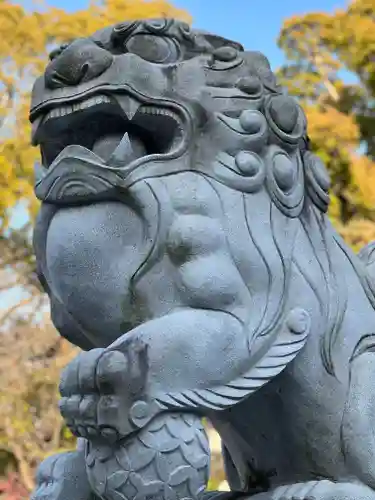 富知六所浅間神社の狛犬