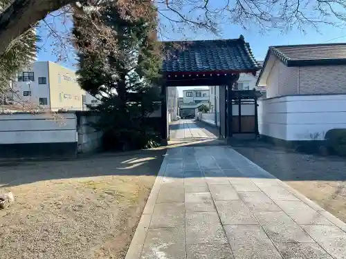 宝輪寺の{uncategorized: "未分類", other: "その他", undefined: "問題あり", building: "その他建物", grave: "お墓", sacred_gate: "鳥居", guardian: "狛犬", statue: "像", buddha: "仏像", history: "歴史", nature: "自然", garden: "庭園", animal: "動物", pagoda: "塔", temizu: "手水舎", mountain_gate: "山門・神門", sanctuary: "本殿・本堂", subordinate: "末社・摂社", art: "芸術", scenery: "景色", jizo: "地蔵", ema: "絵馬", goshuin: "御朱印", omikuji: "おみくじ", items: "授与品その他", amulet: "お守り", goshuincho: "御朱印帳", eats: "食事", festival: "お祭り", votive_dance: "神楽", shichigosan: "七五三参", wedding: "結婚式", experience: "体験その他", initially: "初詣", around: "周辺", anti_infection: "感染症対策"}