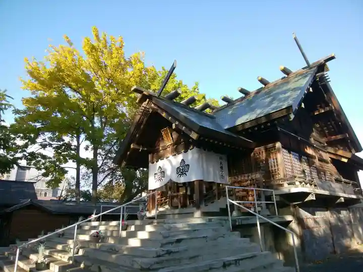 札幌諏訪神社の本殿・本堂