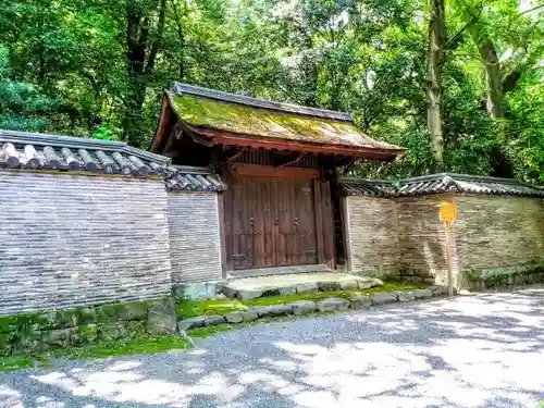 薬王山 法海寺の山門