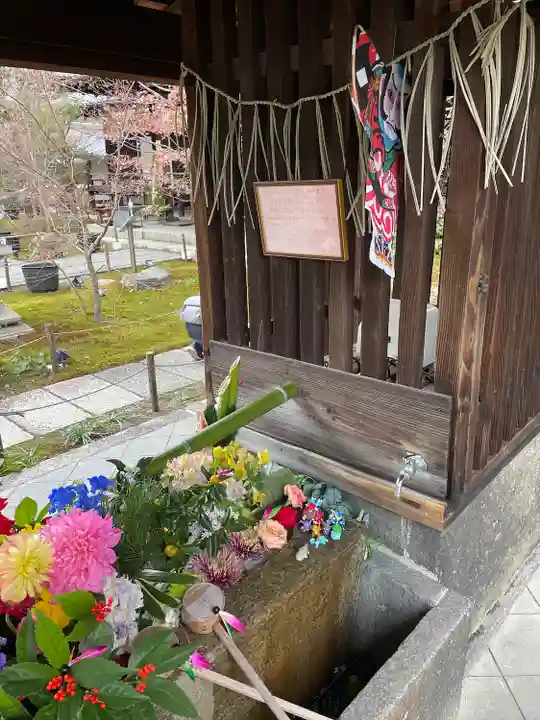 勝林寺の手水舎