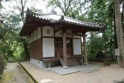 往馬坐伊古麻都比古神社の末社・摂社
