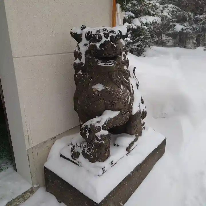 上手稲神社の狛犬