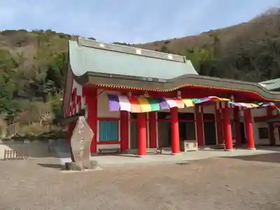 身代り不動尊(大明王院)の本殿・本堂