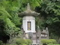 久遠寺御廟所(山梨県)