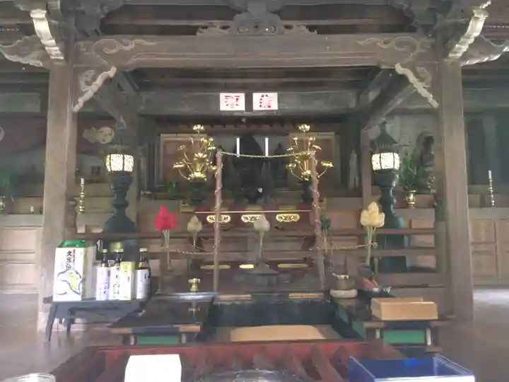 金武観音寺の本殿・本堂