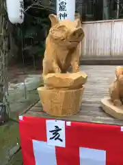 日光大室高龗神社の狛犬