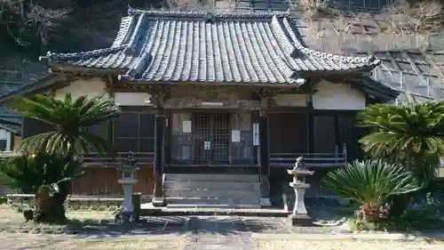 観音寺の本殿・本堂